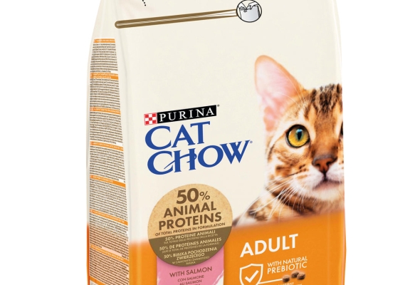 Purina® CAT CHOW® Adult with Salmon Dry Cat Food 1.5KG