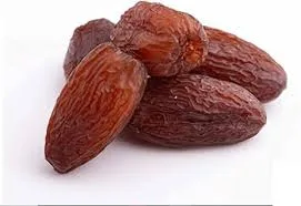 تمر فاخر ناشف  وسط