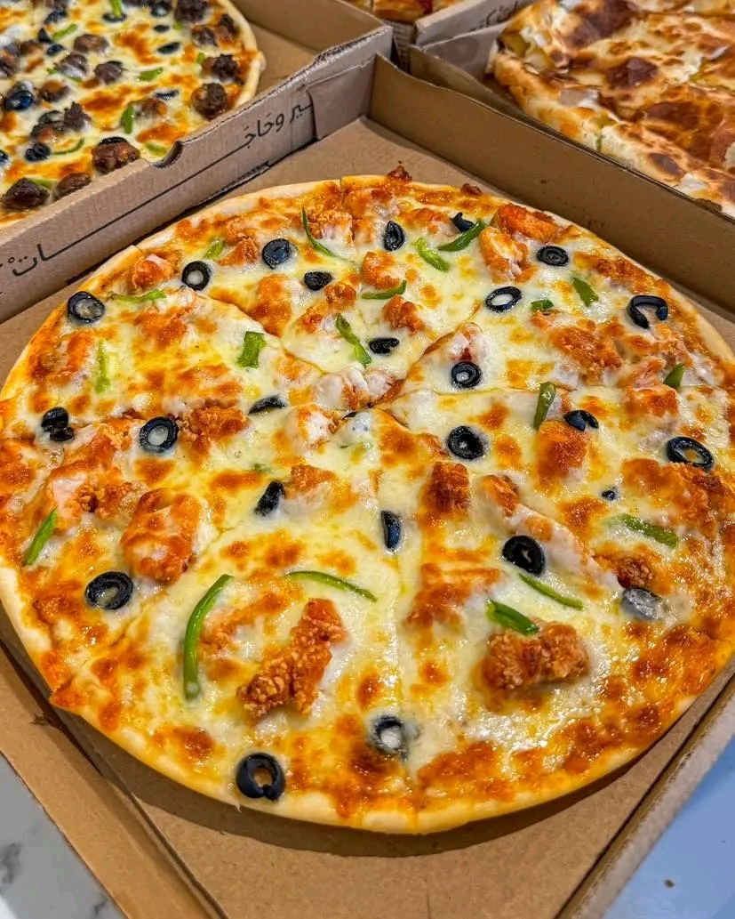 بيتزا بانيه