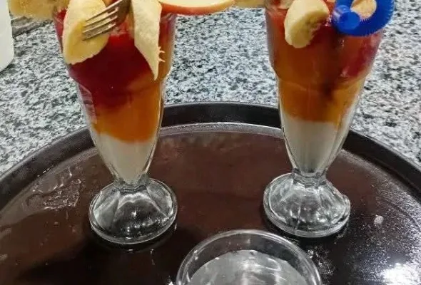 زبادي فراولة