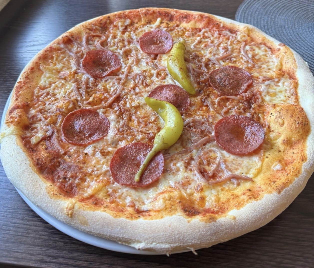 HOCKEY PIZZA