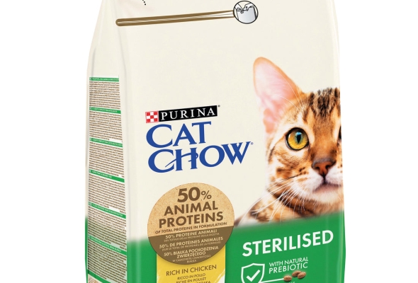 Purina® CAT CHOW® Sterilised Rich in Chicken Dry Cat Food 1.5KG