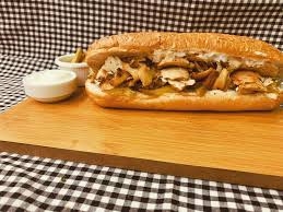 ساندوتش شاورما فرنسي