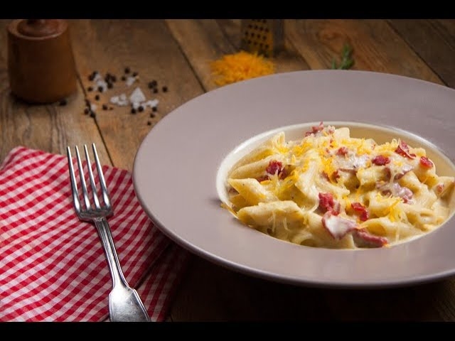 مكرونة بسطرمة